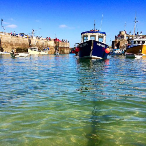 harbour-boats-blue-sky